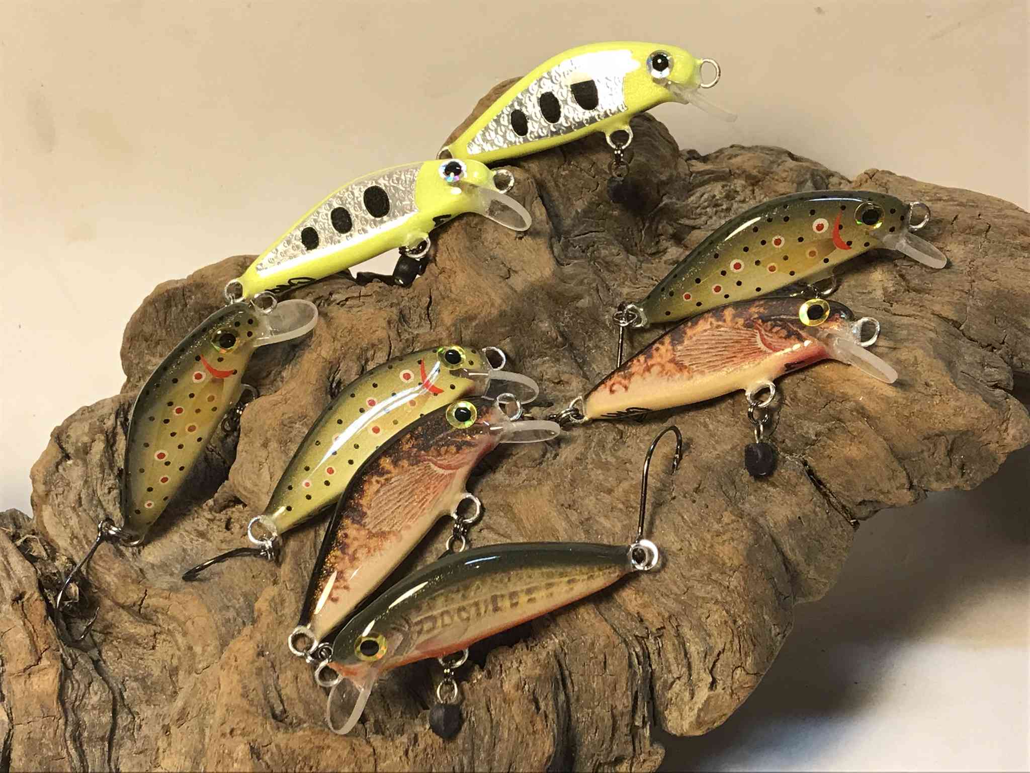 artificiali artigianali pesca spinning flipper fiume lago trote cavedani black bass lucci luccio perca aspi siluri trota marmorata persico trota made lures made italy
