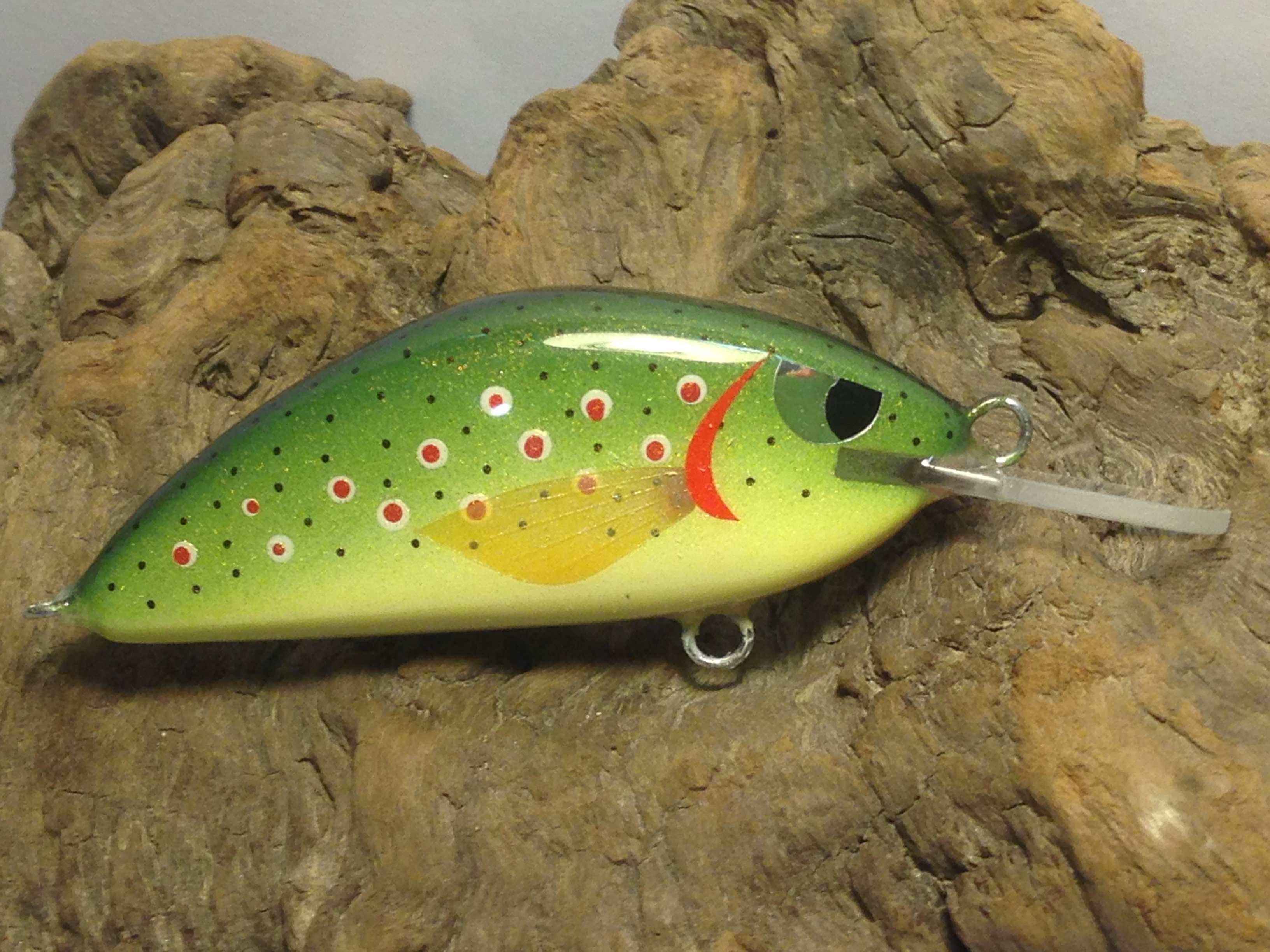 artificiali artigianali pesca spinning crank fiume lago trote cavedani black bass lucci luccio perca aspi siluri trota marmorata persico trota made lures made italy