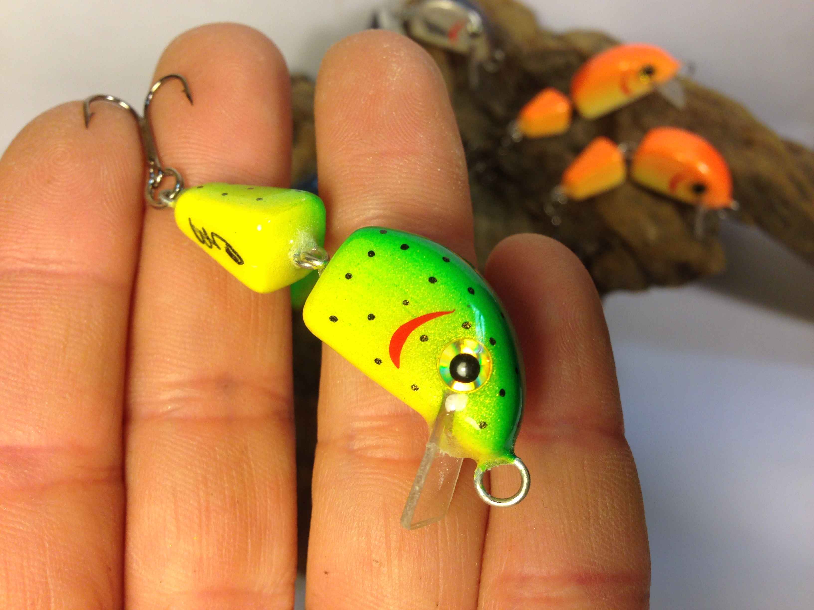 artificiali artigianali pesca spinning flipper fiume lago trote cavedani black bass lucci luccio perca aspi siluri trota marmorata persico trota made lures made italy