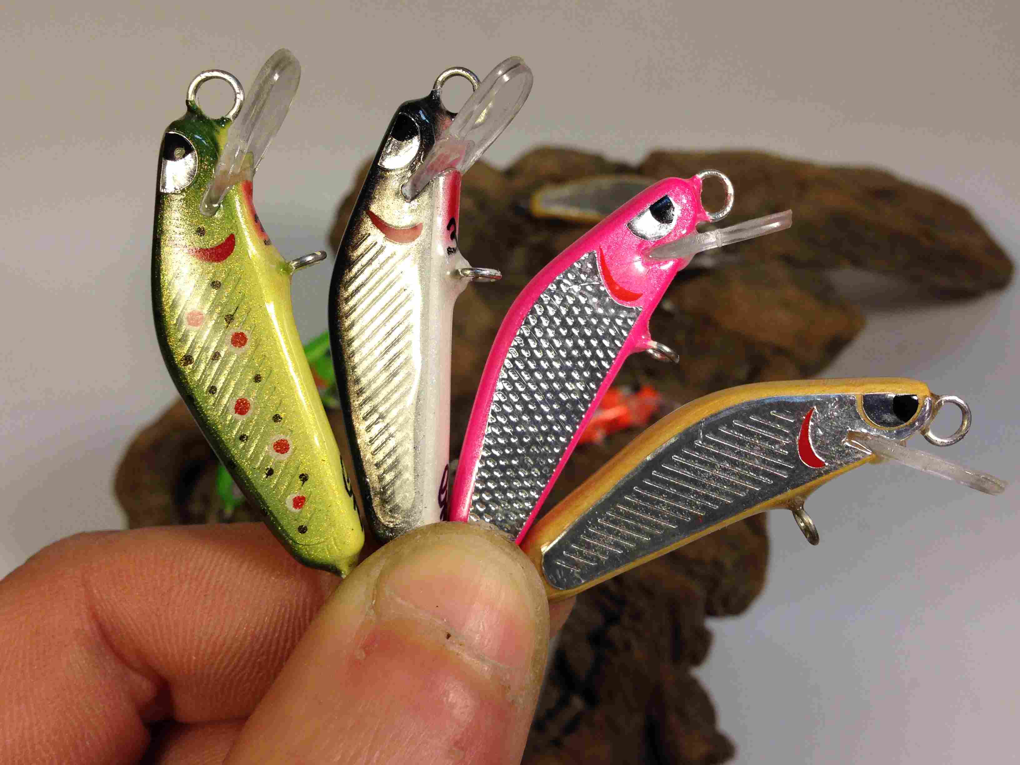 artificiali artigianali pesca spinning fiume lago trote cavedani black bass lucci luccio perca aspi siluri trota marmorata persico trota spigola serra barracuda tonno leccia hand made lures made italy