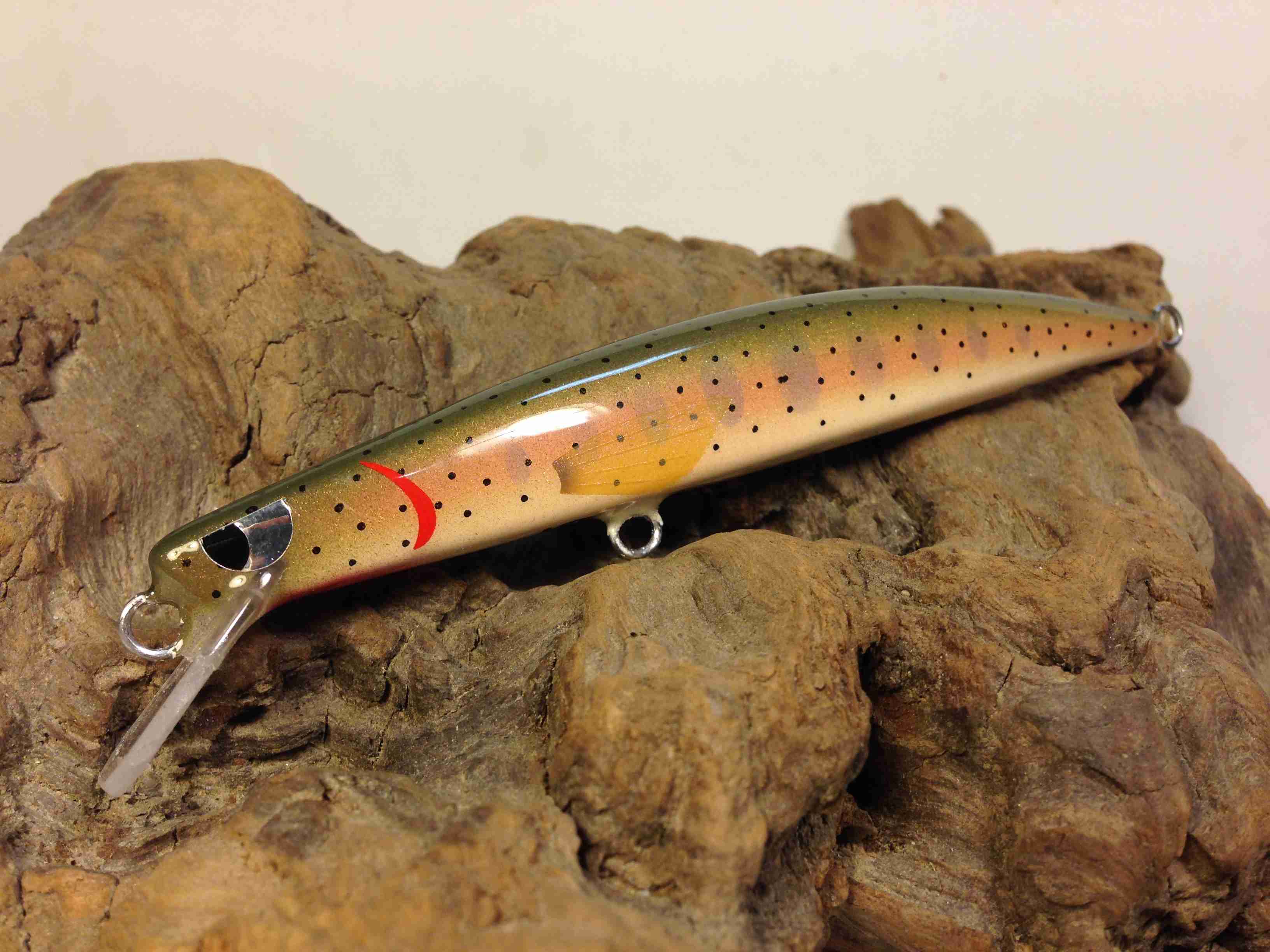artificiali artigianali pesca spinning long jerk fiume lago trote marmorata cavedani black bass lucci luccio perca aspi siluri trota marmorata persico trota barracuda serra spigola tonno leccia made lures made italy